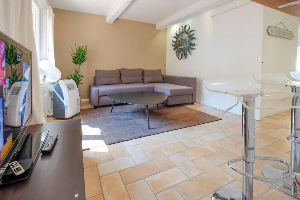 Appartement Centre Ville St Maxime, Plage A Pied Sainte-Maxime 0*,  France