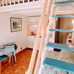  Appartement Cosy Studio Just A Stone's Throw From The Beach